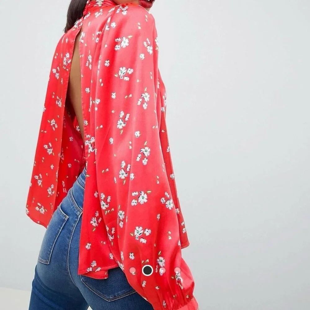 asos Women’s Top Size 2 Red Floral Blouse Long Sleeve Open Back Christmas - Picture 3 of 13